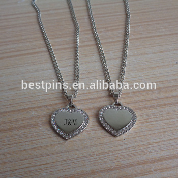 heart shape silver pendant necklace with rhinestone