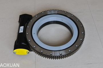High Speed Slew Ring Drive / 7 Inch Slewing Ring Drive For Paper Machine