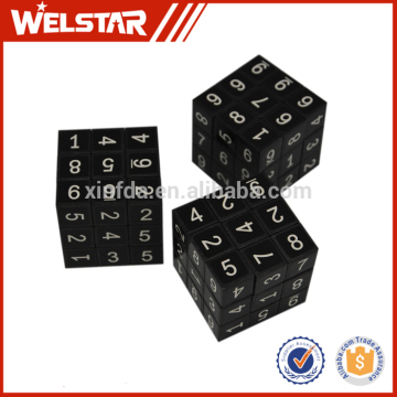 Educational toy plastic magic cubes