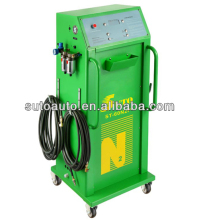 Automatic tire nitrogen inflating