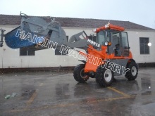 CE Certificated 1.5 Ton Articulated Loader with Road Sweeper