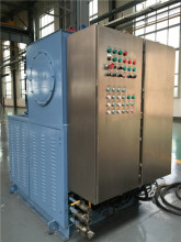 Hydraulic system of drilling platform lifting device