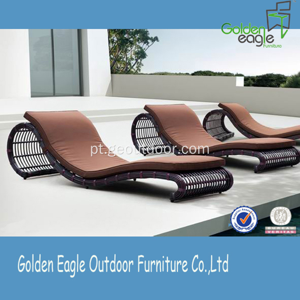 Cadeira de sala de estar ao ar livre moderna sintética curvada do Rattan