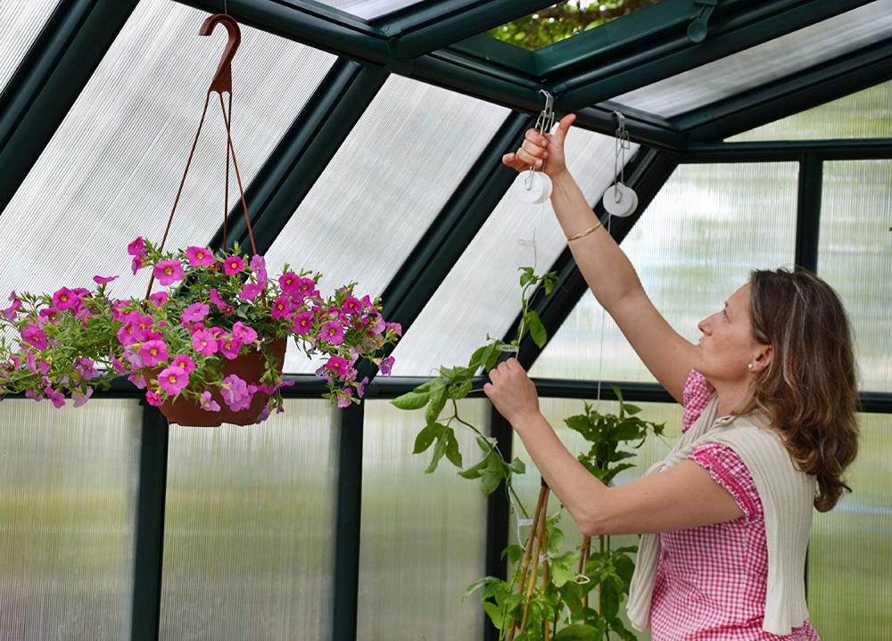 Pc garden greenhouse with plastic sheeting