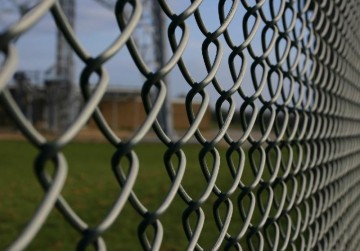 Tennis court fencing Chainwire