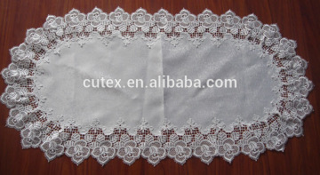 lace table runners for weddings