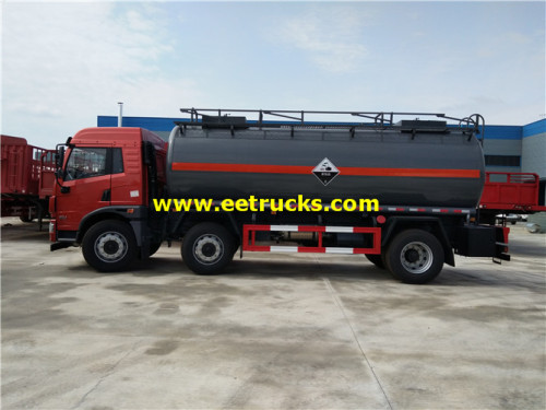 Camions routiers liquides corrosifs 15m3 6x2