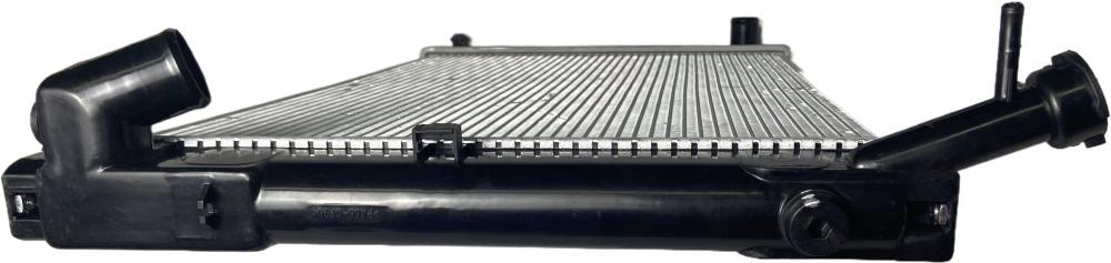 Radiator For Nissan Petrol Y60 Oemnumber F18f 15 200a