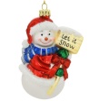 bonhomme de neige coloré avec un ornement de Noël en verre