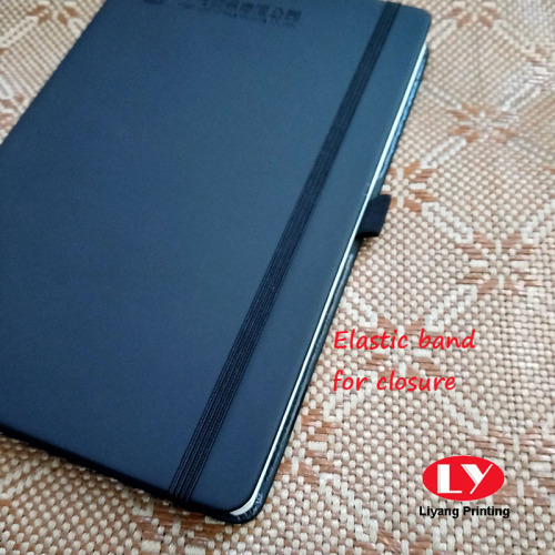 Impressão de notebook A5 personalizada de papel de toque suave preto