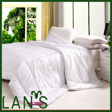 Jaquard Fabric Silk Duvet Made in China