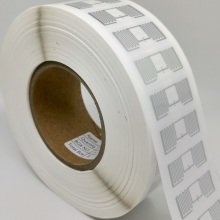 Custom Printable UHF Adhesive Label/ RFID Sticker Tag/ RFID Tag for Garment Clothing Apparel Management