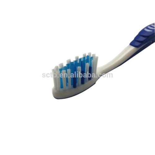 Blanchiment des dents en gros Brosse à dents adulte de haute qualité