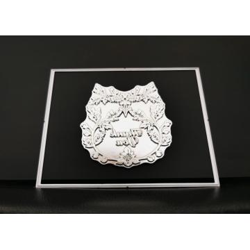 Etching Diverse Pattern Metal Crafts for Decoration