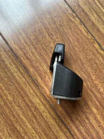 Clip used to fix motor on the kayak