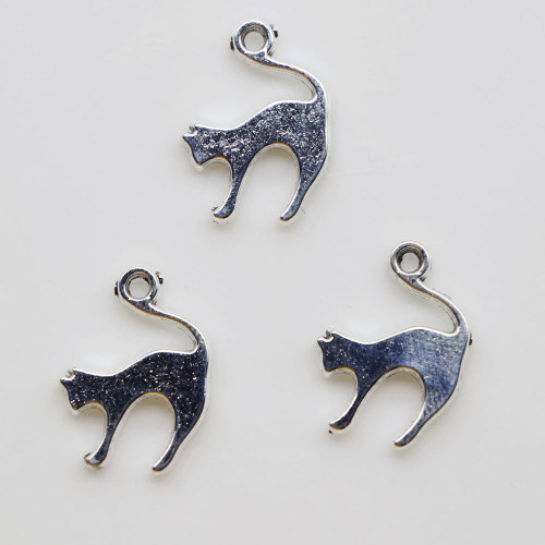 Antique Silver Color Alloy Cat Charms For Jewelry Making Crafting Fashion pendant