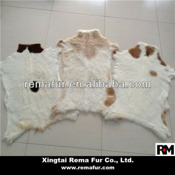 Factory wholesale raw sheep and goat skins in natural color