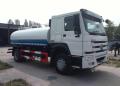 HOWO 4x2 stalen watertankwagen 12000 liter