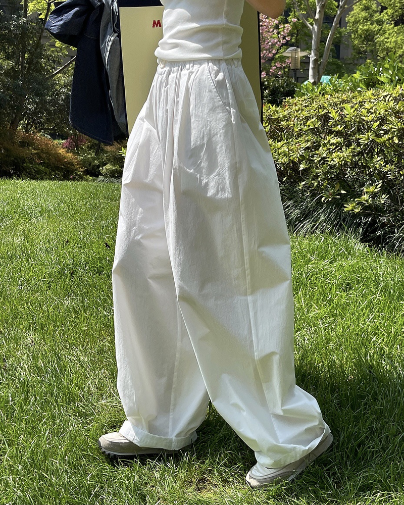 Широкие брюки шикарного минималистского силуэта в японском стиле Japanese-Style Chic Minimalist Silhouette Wide Leg Pants
