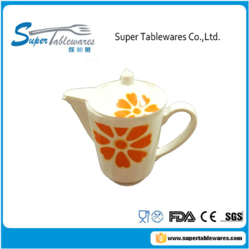 plastic tea cup with lid