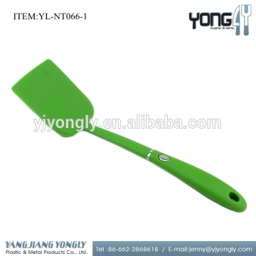 Nylon Kitchen Utensils/Kitchen Turner with Plastic Handle