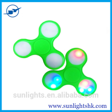 2017 hot selling funny fidget spinner with led