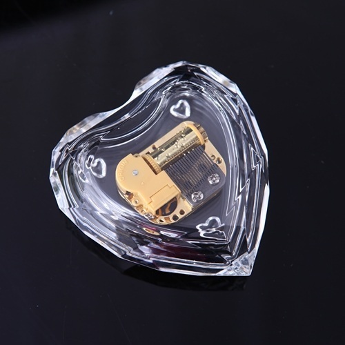 Transparent Acrylic Heart - Shaped Music Box Mini Heart-shaped Music Boxes Valentine's Day Wedding Gift 