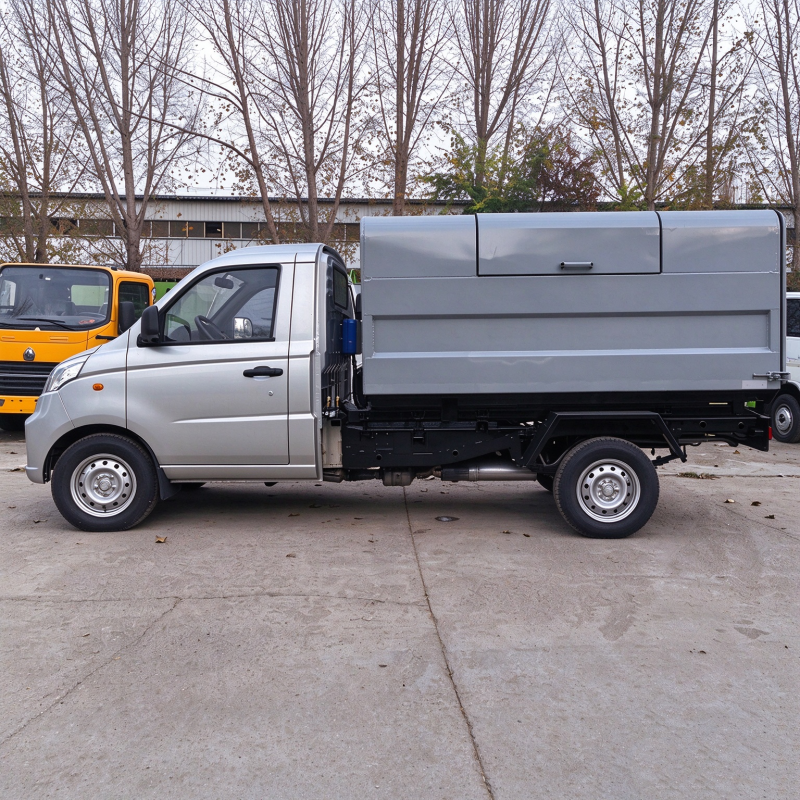 Versatile Refuse Collection Vehicle with Swap-Out Bin System
