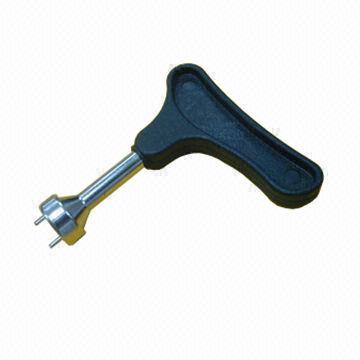 Golf spike wrench, quick-adjustable wrench