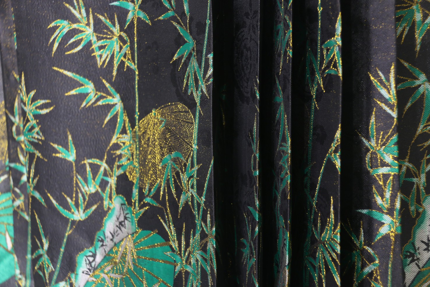 Falda con cara de caballo Horse-face Skirt