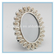 Shinny Gifts Nice Present Handmade Plastic Collage Oval Shape Photo Frame