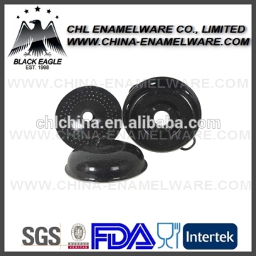 Round enamel roasting pot with metal lid