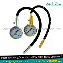 Dial tire pressure gauges with hose