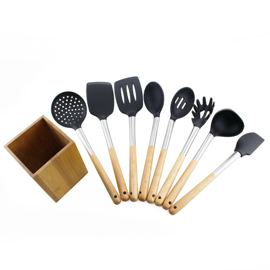 Utensil Set With Holder