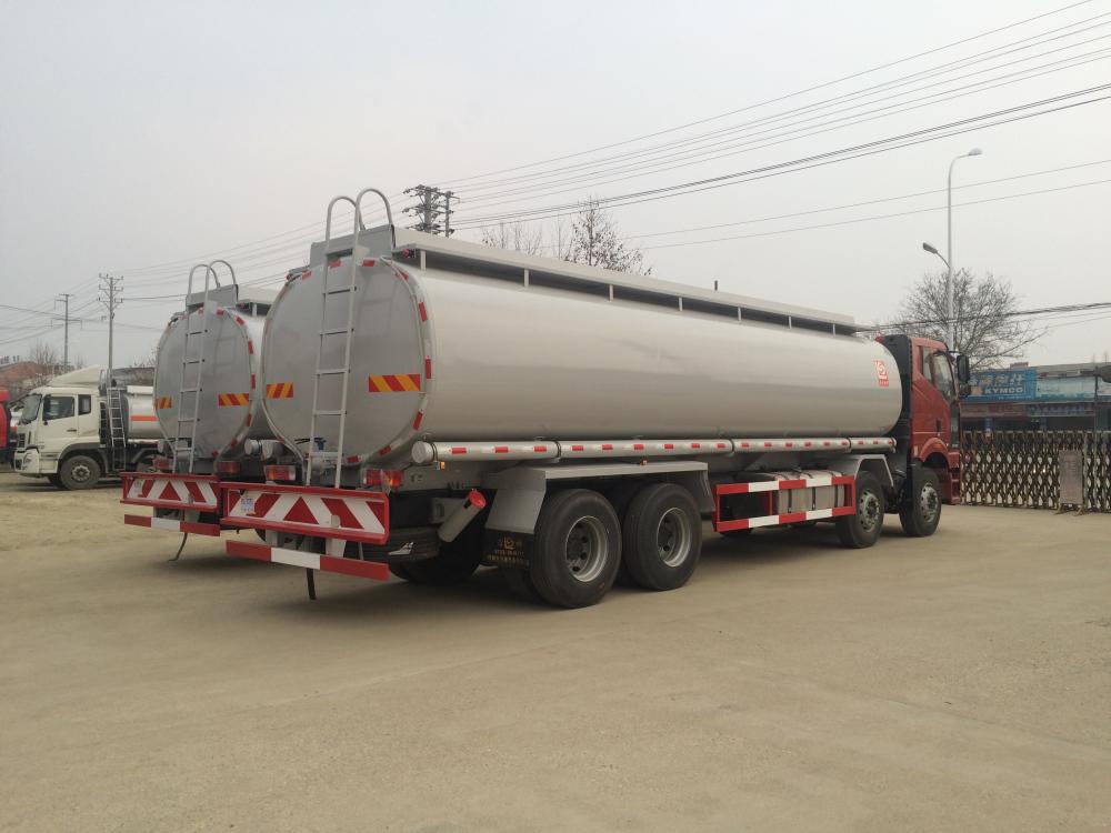 howo fuel tanker