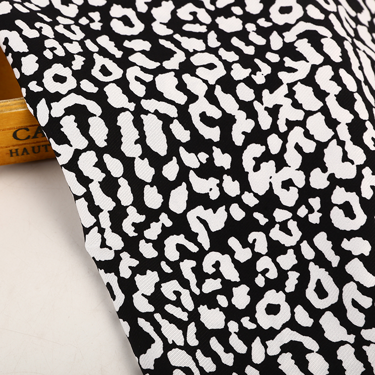 Printed Manufacturer Print On Cotton Dress Fabric Custom Digital Printing Cotton Twill Fabric