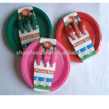 Disposable plastic picnic tableware set takeout sets