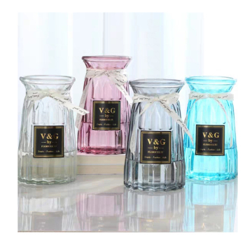 Chromatic Glass Vase for Wedding - Tabletop Decor