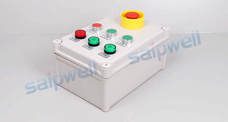 SAIP/SAIPWELL Hot Sales Dustproof Electric Outdoors Emergency 3 Push Button Switch Box