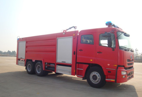 Camión de bomberos 13T Nissan Diesel Water y Foam Fire