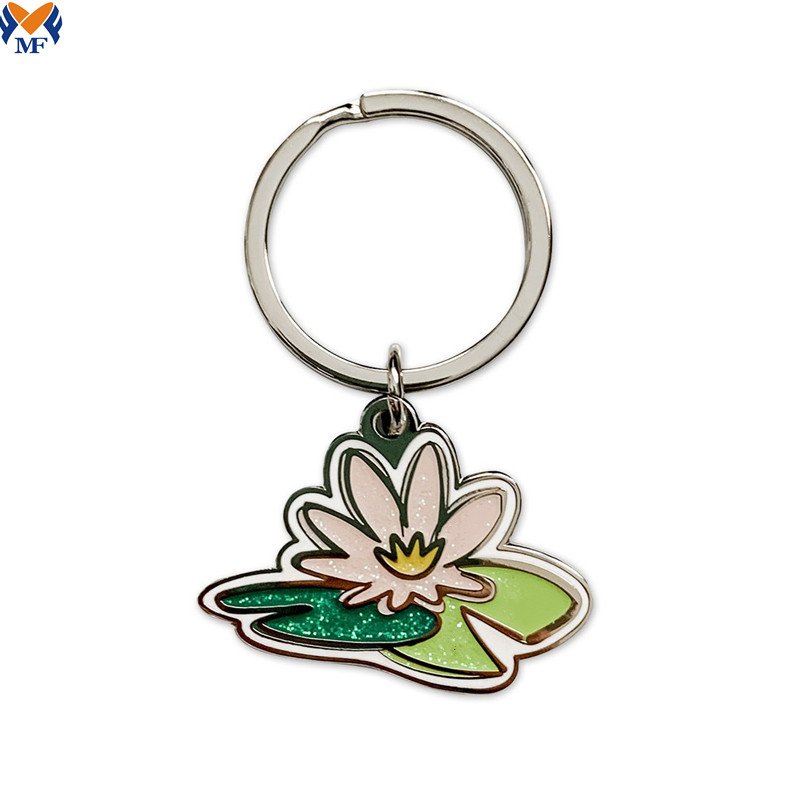 Metal Alloy Leaf Keychain