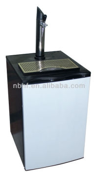 Draught beer cooler machine