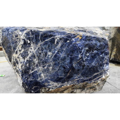 Semi berharga besar blok sodalite biru super