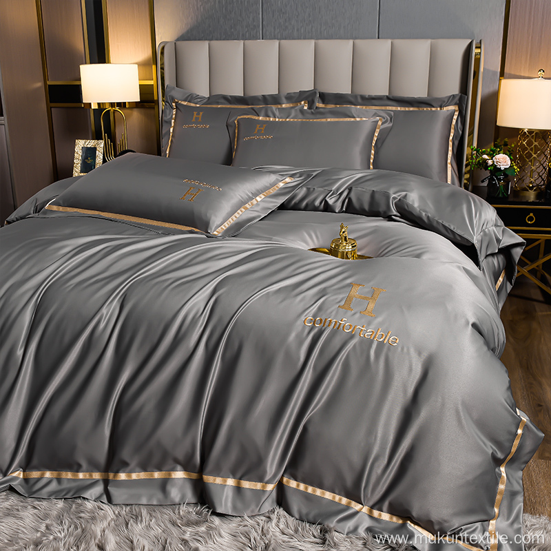 Manufacuter embroidery solid Washed silk bedding set