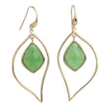 Gold plated leaf-shaped drop earrings