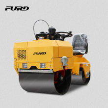 Operated convenient 700kg vibratory double drum road roller with spare part