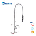 Robinet de cuisine murale en acier inoxydable