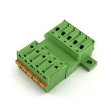 docking Spring-loaded male and female terminal blocks that can be fixed on panel