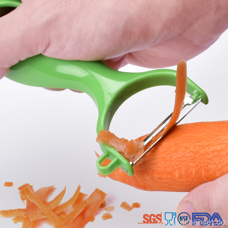 Fancy Plastic Handle Ergonomic Vegetable Peeler