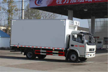 Dongfeng insulation body van truck